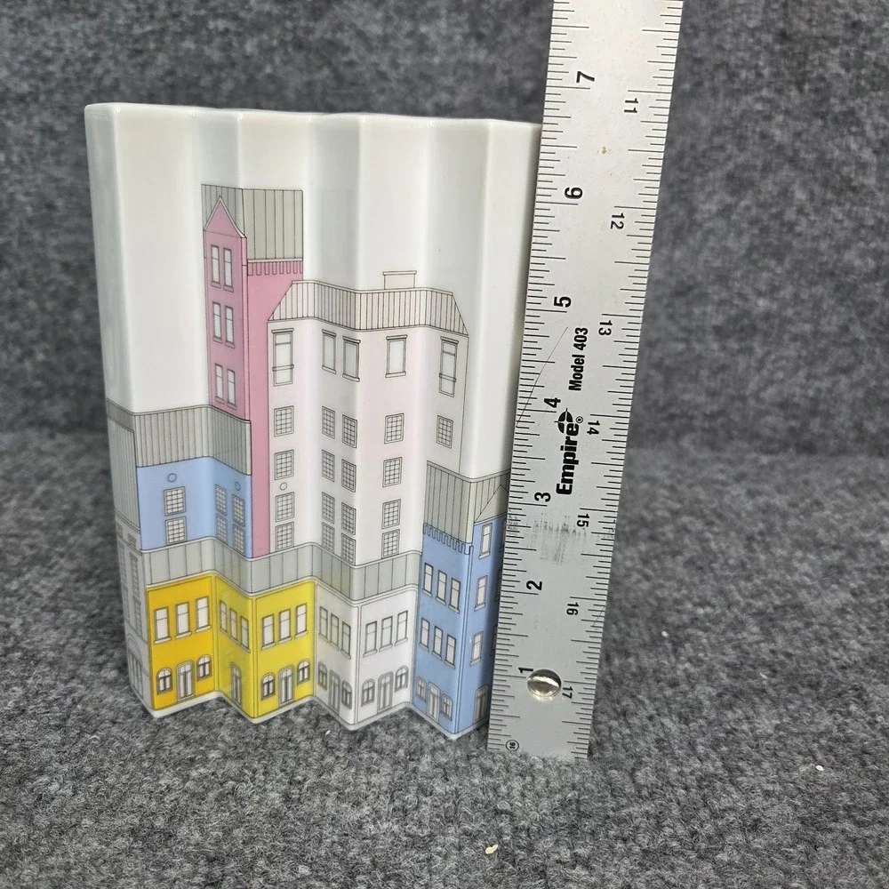 Vintage‎ 1980's Thomas Germany Geometric Skyline Houses Ceramic Rosenthal Vase